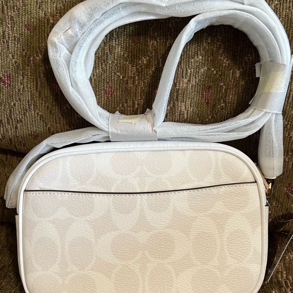 NWOT Coach crossbody bag - Picture 2 of 10